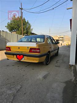 Peugeot 405
